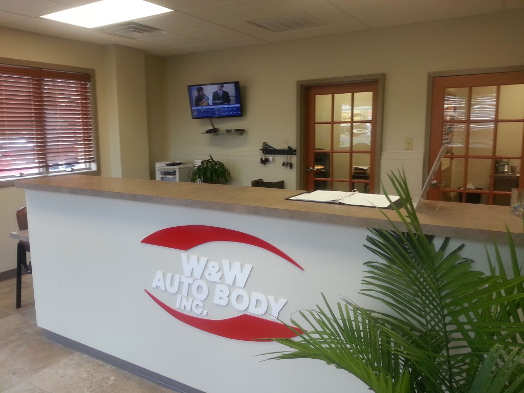 Home W&W Auto Body